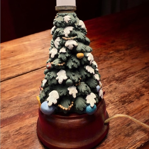 Festive Christmas Tree Table Lamp with Red Shade - Picture 4 of 6